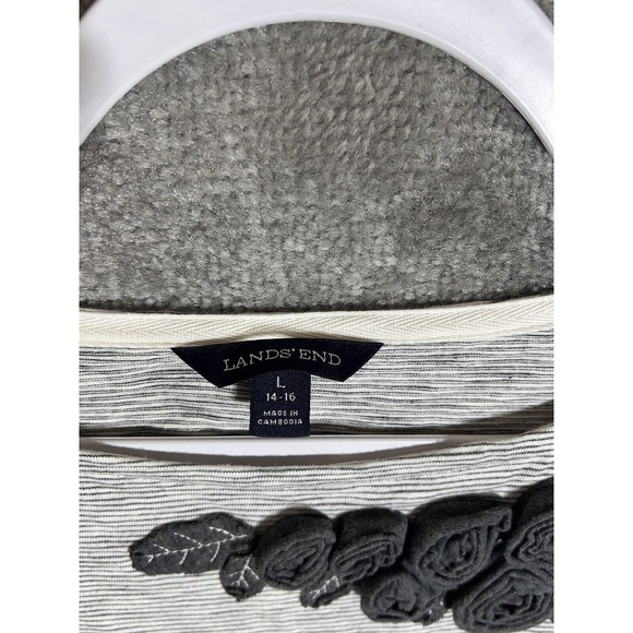 Lands End Top Womens Size Large 14-16 Gray Striped 3/4 Sleeve 3D Rose Applique - Picture 3 of 8